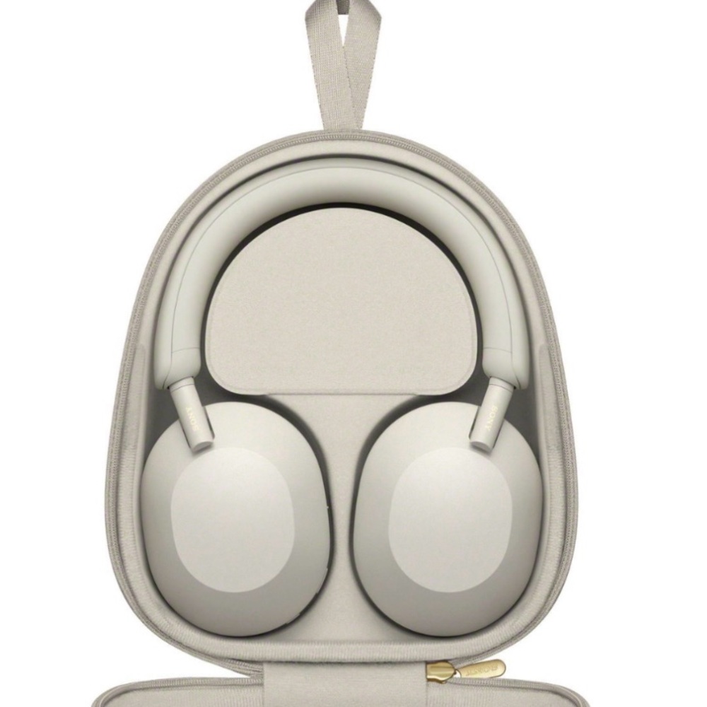 Sony - WH-1000XM5 Wireless Noise-Canceling Over-the-Ear
Headphones - Silver